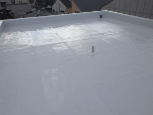 屋上かぶせ防水工法　塩ビシート機械的固定工法