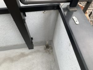 大阪市　雨漏り改善工事　防水補修　テラス交換　ダイタク