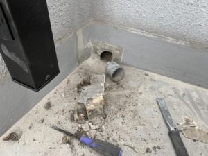 大阪市　雨漏り改善工事　防水補修　テラス交換　ダイタク