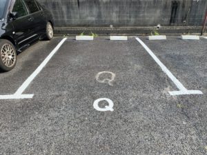 東大阪市　駐車場ライン塗装　車止め設置　ダイタク