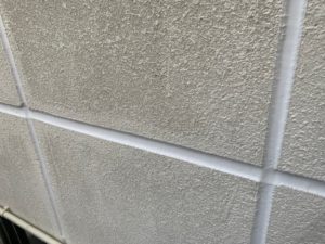 大阪市　外壁雨漏りに伴う外壁一面塗装　外壁下地補修シーリング工事　ダイタク