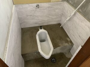 東大阪市　某企業　トイレ内装工事　ダイタク　DAITAKU