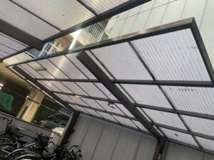 大阪市　サイクルポート　屋根　波板交換工事　駐輪場　DAITAKU　ダイタク