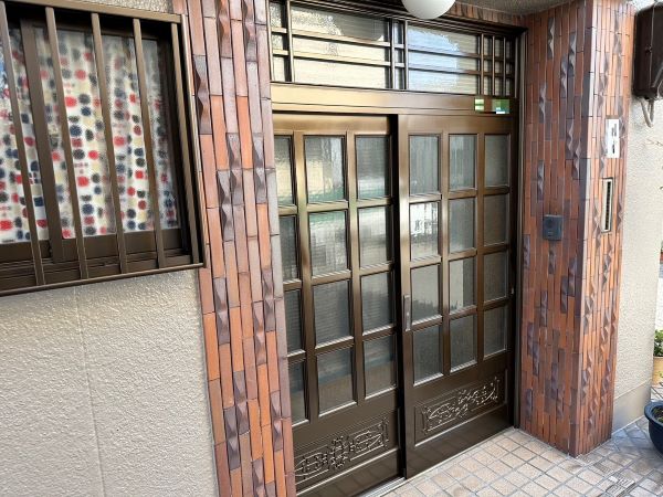 大阪市　玄関ドア　アルミ　リペア塗装　DAITAKU