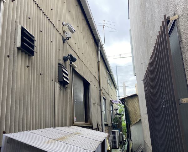 大阪市　大東市　雨漏り　外壁　サイディング　カバー工法　DAITAKU　アイジー工業