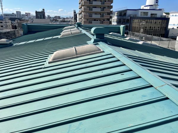 東大阪市　屋根塗装　トタン屋根　アステックペイント　DAITAKU