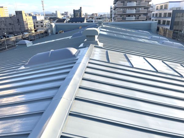 東大阪市　屋根塗装　トタン屋根　アステックペイント　遮熱塗料　DAITAKU