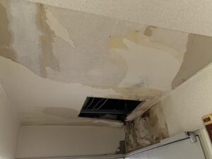 大阪市　マンション　天井漏水跡　補修　内装　ダイタク