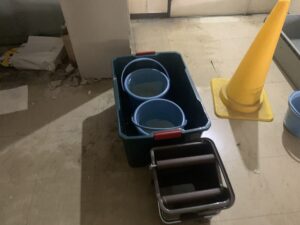 大阪市　樋詰まり　オーバーフロー　大量雨漏れ　ダイタク