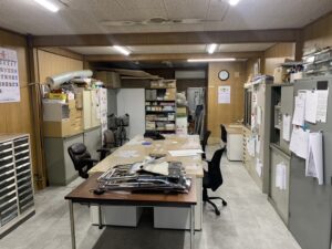 大阪市　屋根塗装・壁波板施工のテナント内装　ダイタク