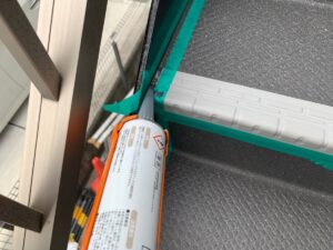 東大阪市　外部階段　社屋　長尺シート工事　DAITAKU　ダイタク