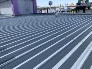 奈良市　店舗　折板屋根　雨漏り　漏水被害　改善工事　ボトルキャップ交換　DAITAKU　ダイタク　奈良　生駒