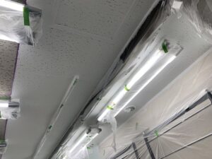 奈良市　店舗　雨漏り跡　塗装工事　DAITAKU　ダイタク