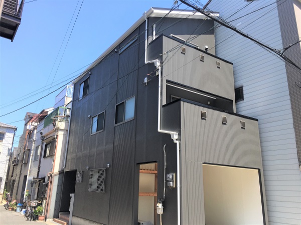 コーキング 打ち替え 費用